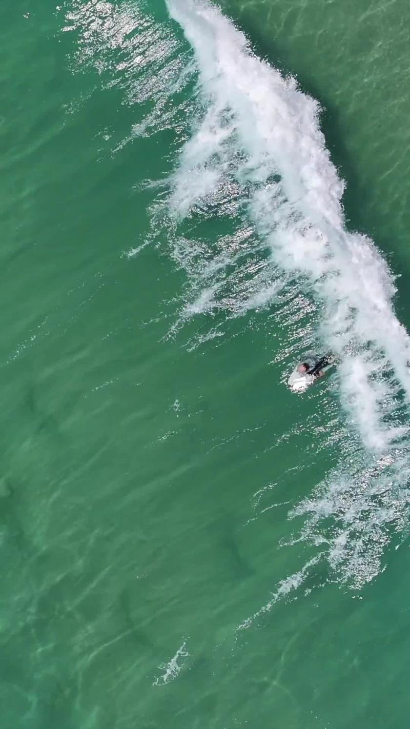 Paddling Into the White, Broadbeach (Gold Coast stock video)