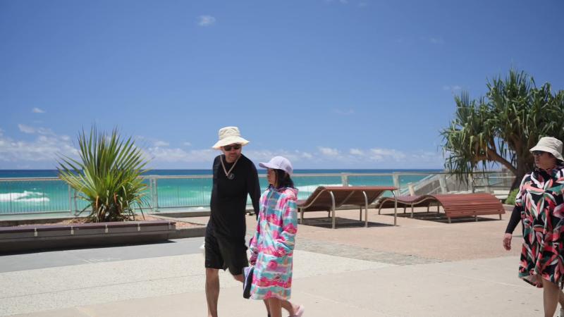 Robes and Bucket Hats, Surfers Paradise (Gold Coast stock video)